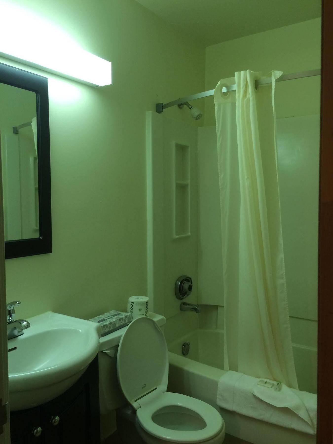 Canadian Motor Hotel Sault Ste. Marie Luaran gambar
